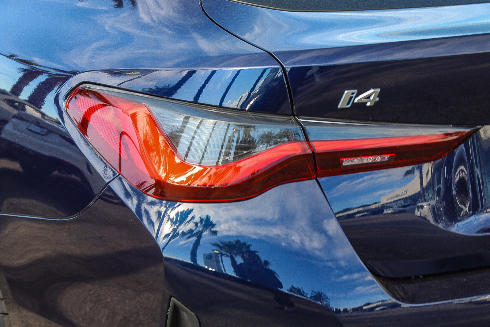 Certified 2024 BMW i4 eDrive35 w/ Convenience Package image 7