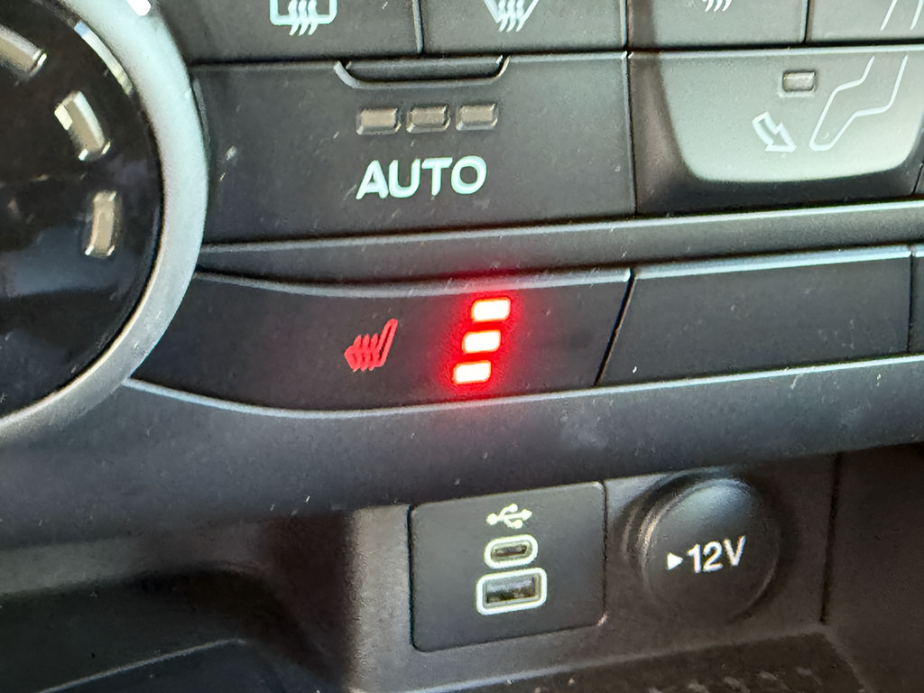Used 2024 Ford Bronco Sport Heritage w/ Heritage Convenience Package AWD/4WD image 11