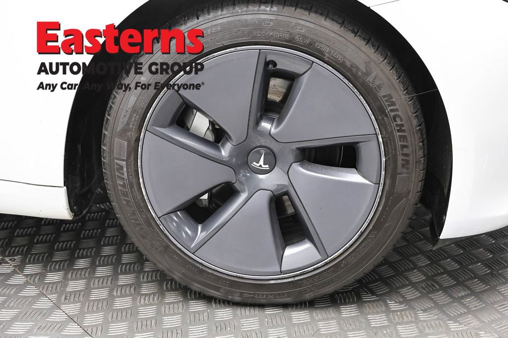 Used 2023 Tesla Model 3 Standard Range image 26