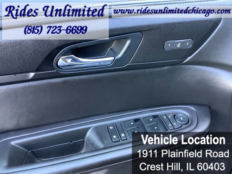 Used 2016 Chevrolet Traverse LTZ image 12