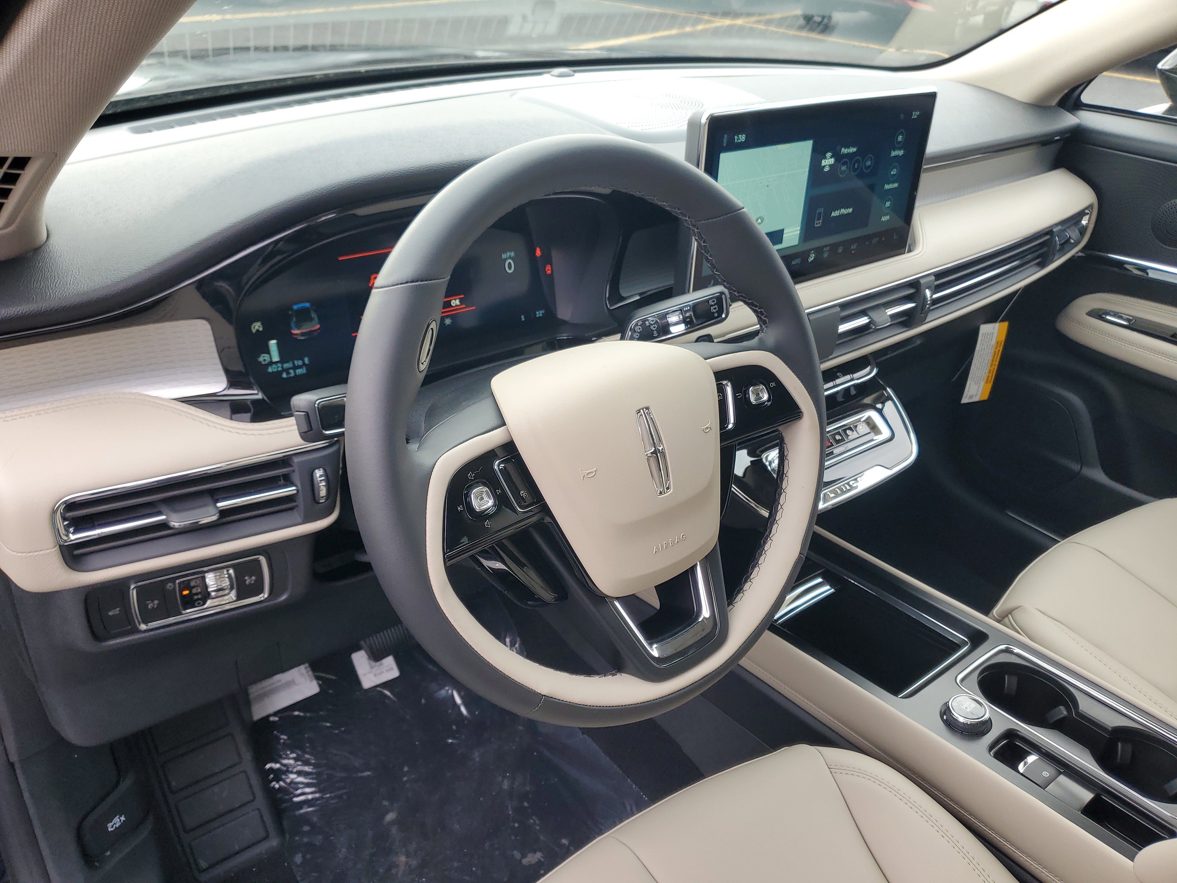 New 2026 Lincoln Corsair Premiere image 12