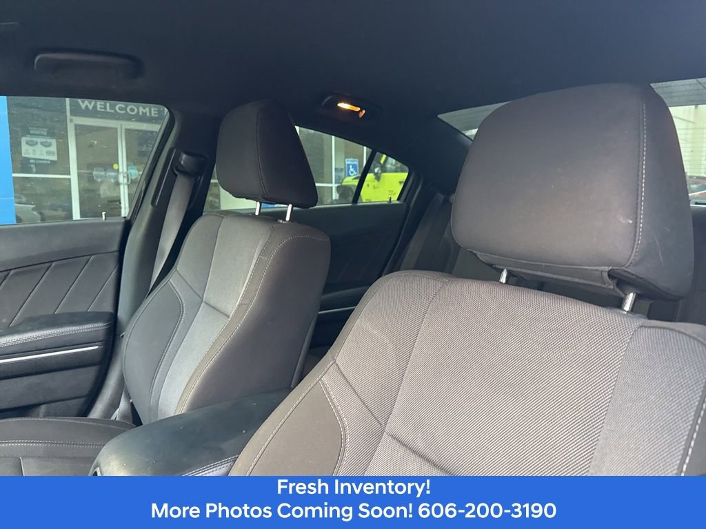 Used 2022 Dodge Charger SXT RWD image 13