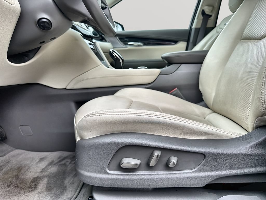 Certified 2024 Cadillac XT6 Premium Luxury w/ Technology Package AWD/4WD image 14