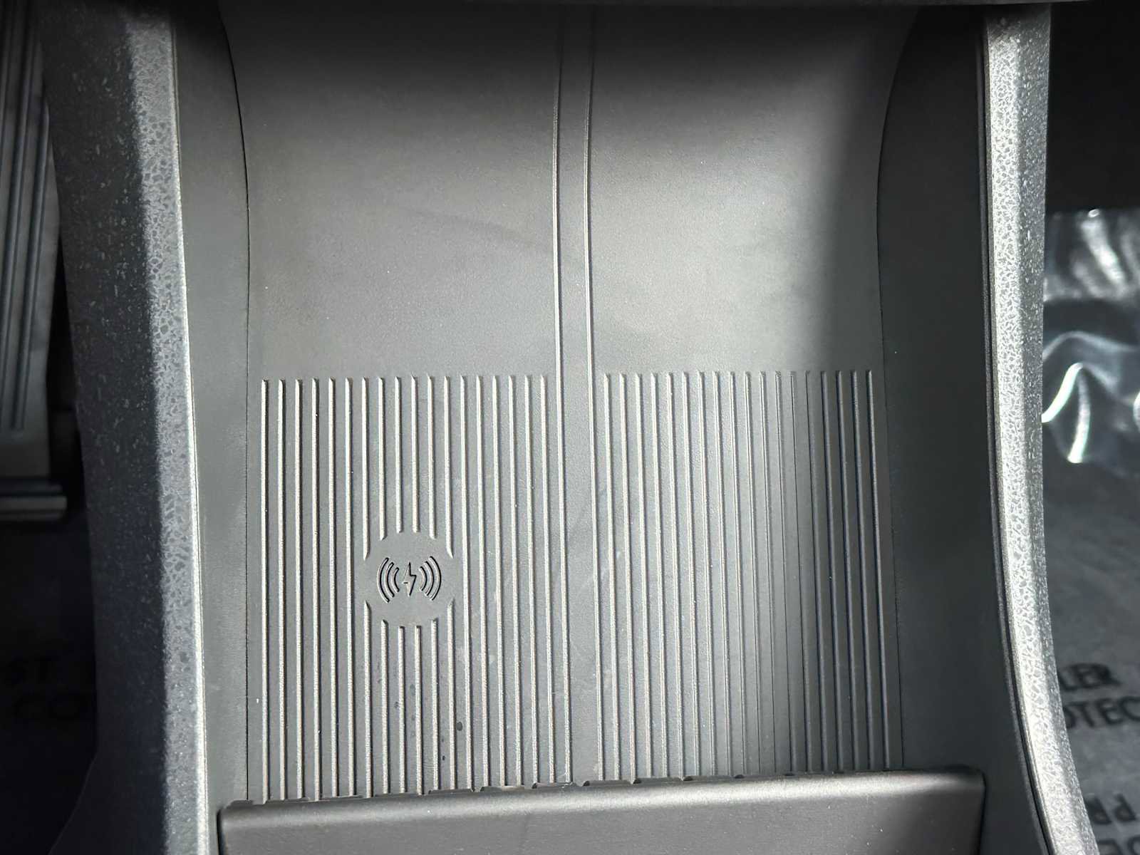 New 2026 Volvo EX30 Plus w/ Protection Package Premier image 31