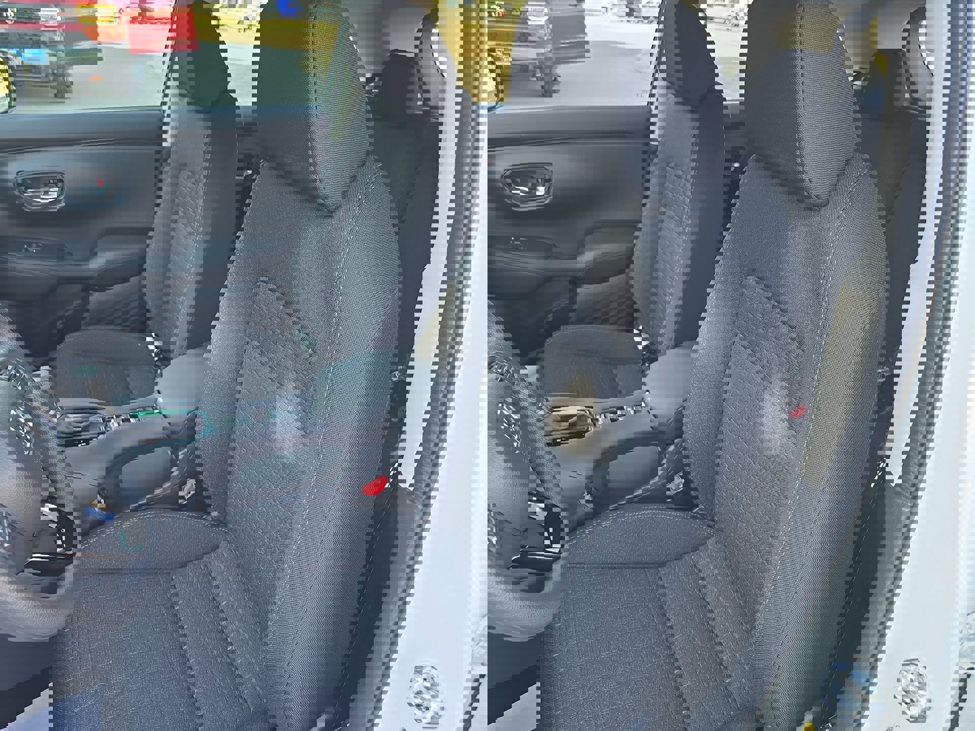 Certified 2026 Honda HR-V LX image 12