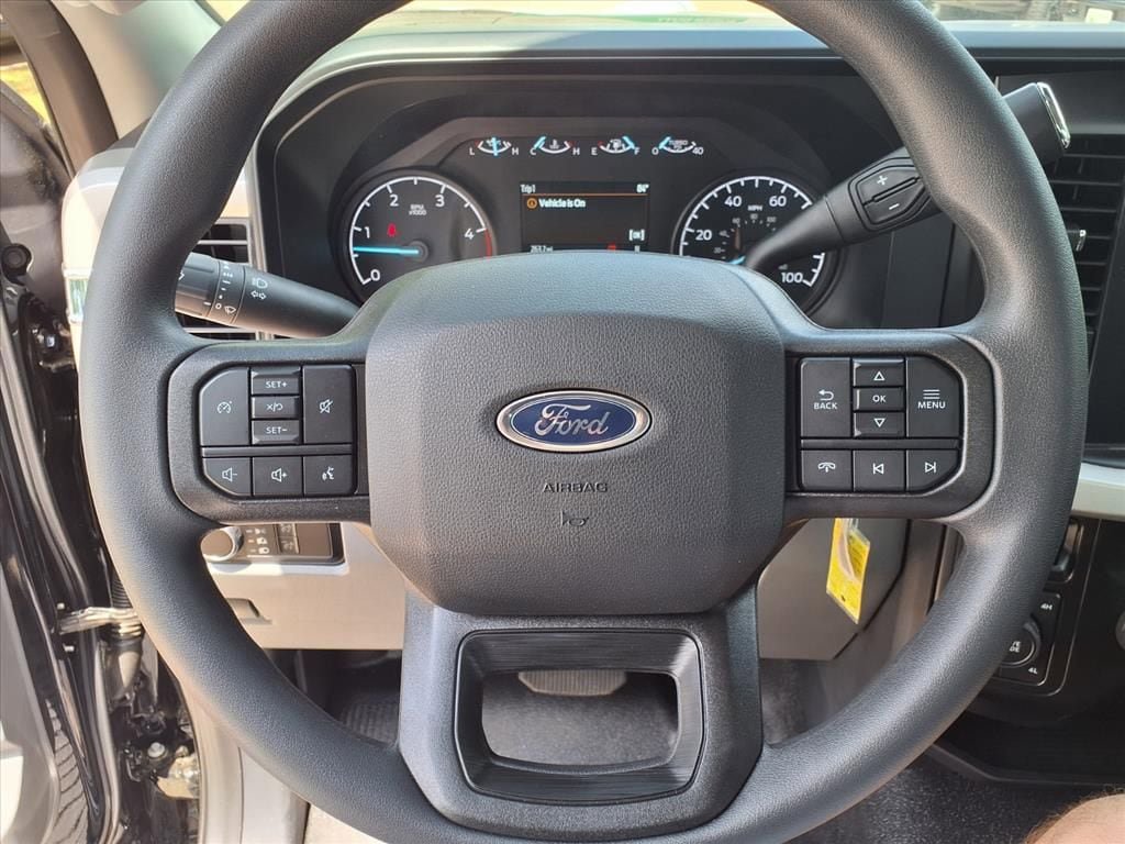 New 2026 Ford F450 XL w/ 360-Degree Camera Package image 17