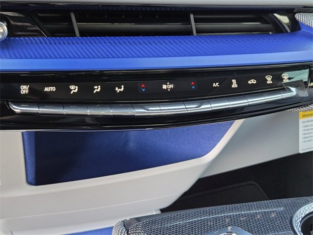 New 2026 Cadillac Optiq Luxury 1 image 27