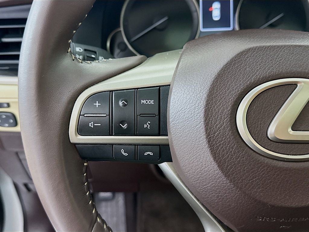 Used 2016 Lexus ES 350 w/ Accessory Package image 11