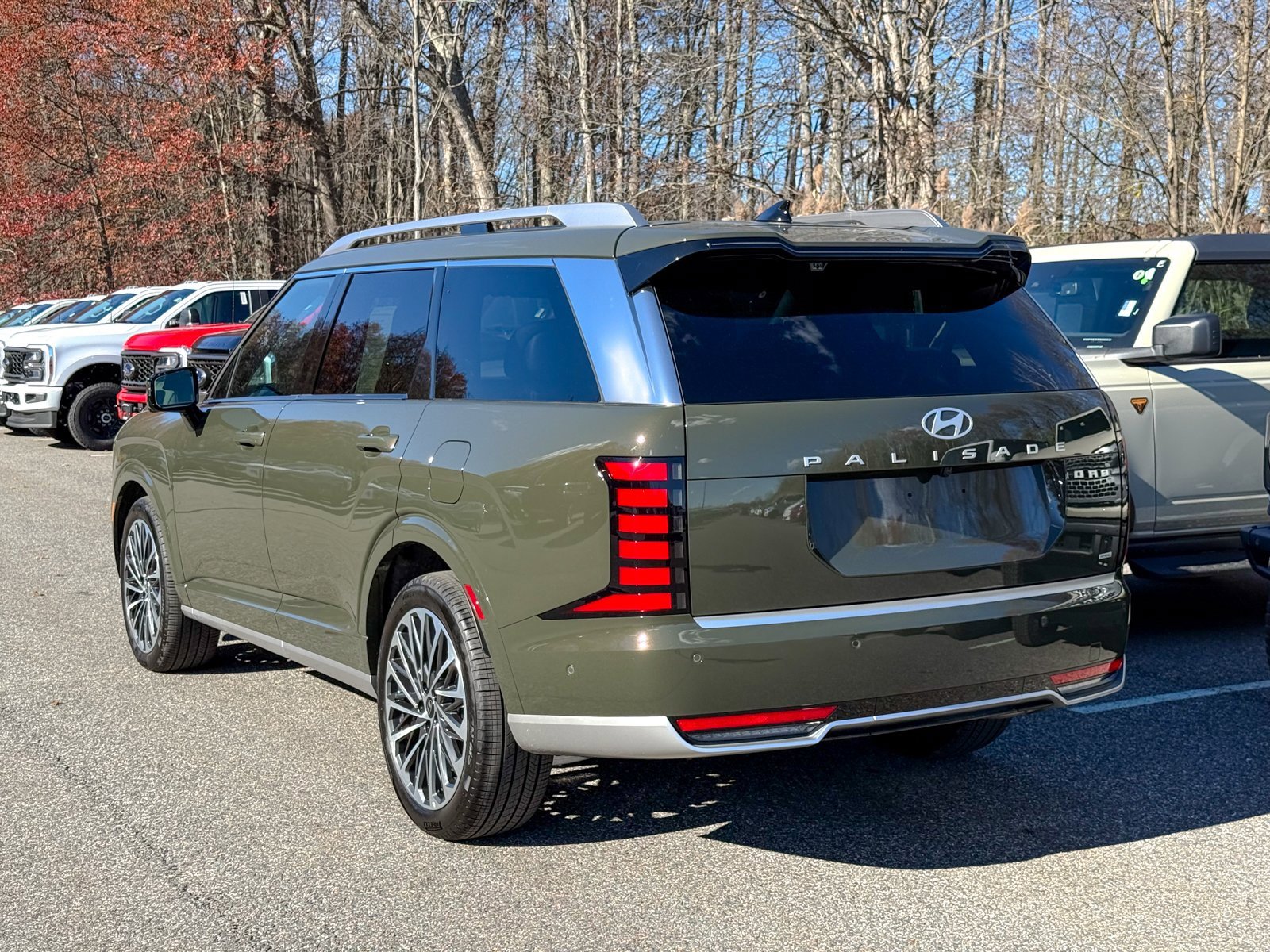 Used 2026 Hyundai Palisade Calligraphy image 4