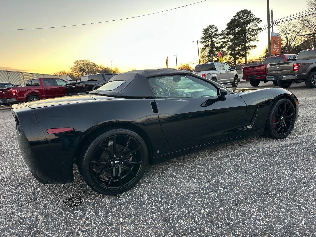 Used 2006 Chevrolet Corvette Convertible w/ Preferred Equipment Group image 23