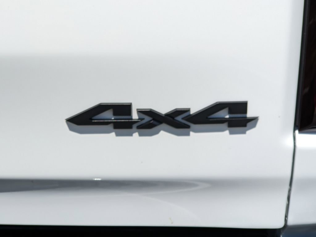 New 2026 RAM 1500 4x4 Crew Cab image 24