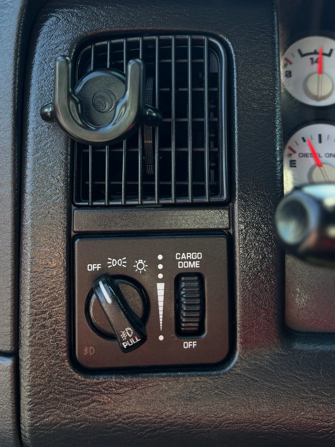 Used 2005 Dodge Ram 3500 Truck SLT w/ Quad Cab Big Horn Value Group image 16