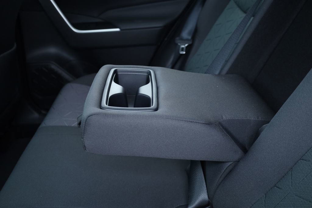 Used 2025 Toyota RAV4 XLE image 18