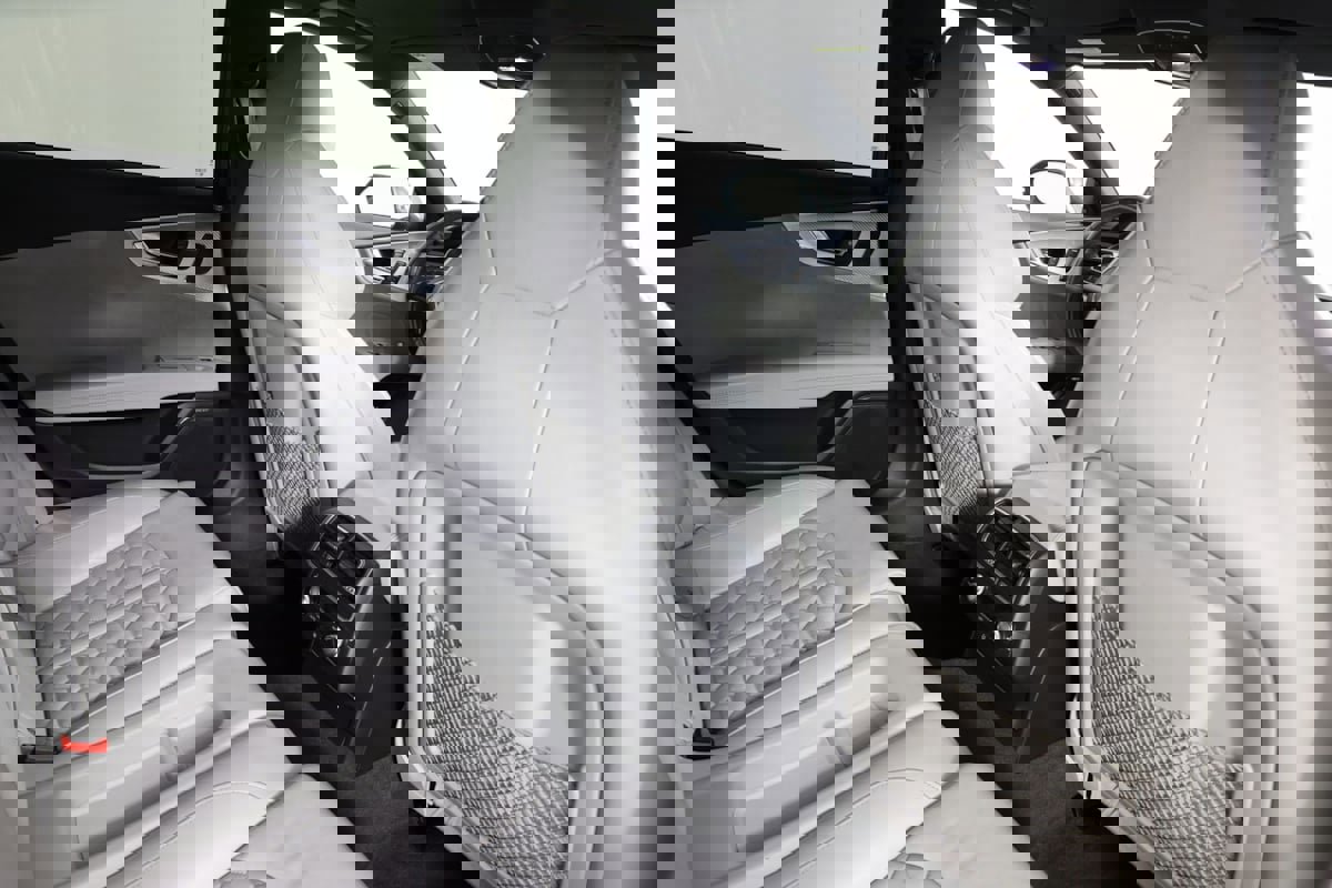 Used 2017 Audi RS 7 Performance w/ Driver Assistance Package image 41