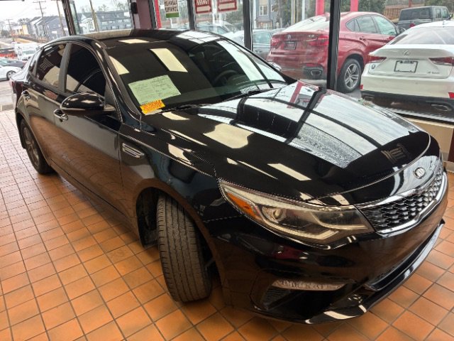 Used 2019 Kia Optima LX image 1