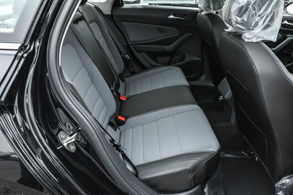 New 2026 Volkswagen Jetta SE image 38