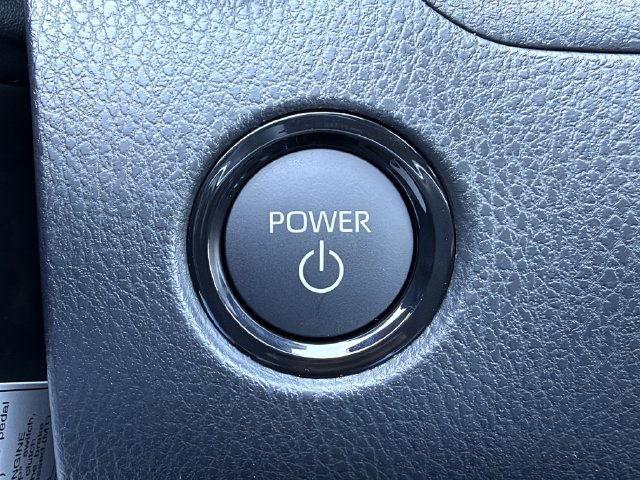 New 2026 Toyota Camry Hybrid w/ Convenience Package FWD image 18