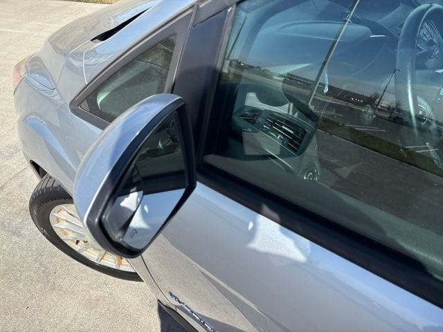 Used 2014 Ford C-MAX SE w/ Winter Package FWD image 28