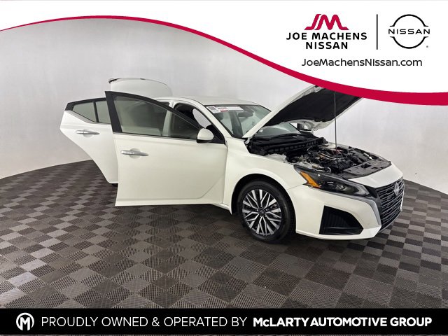 Certified 2023 Nissan Altima 2.5 SV image 12