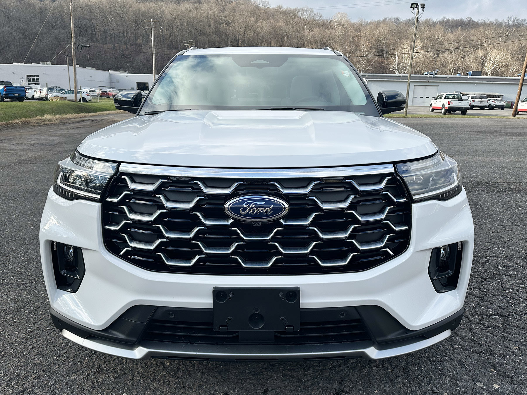 New 2026 Ford Explorer Platinum w/ LUX Leather Package image 6