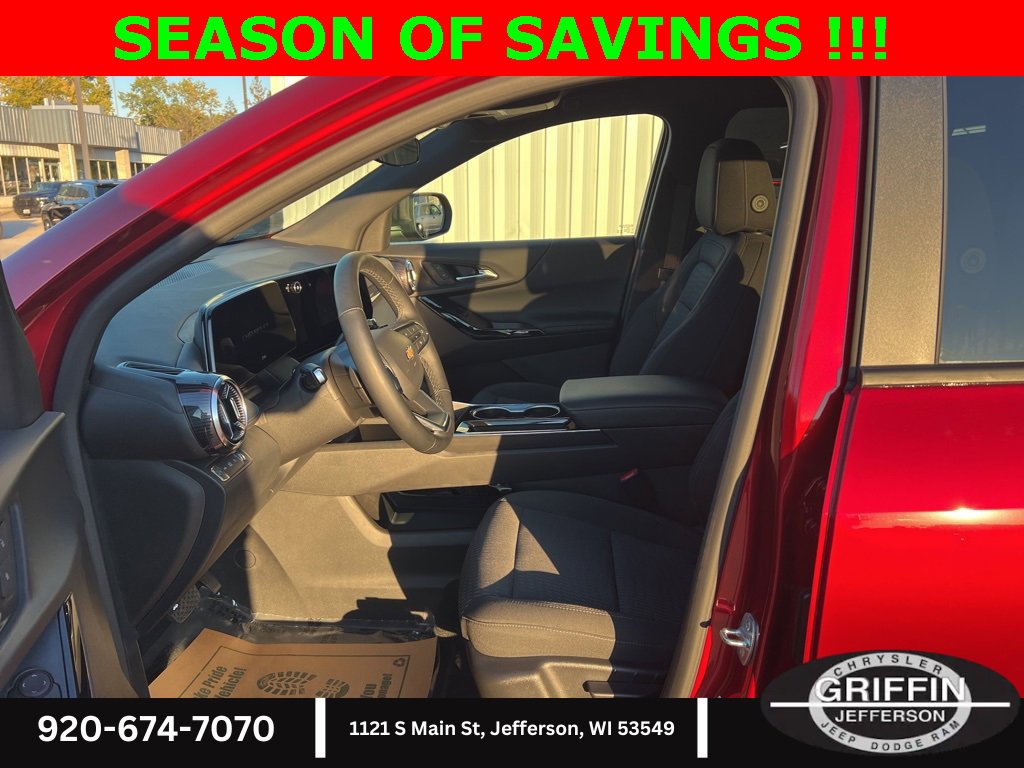 Used 2025 Chevrolet Equinox LT image 18