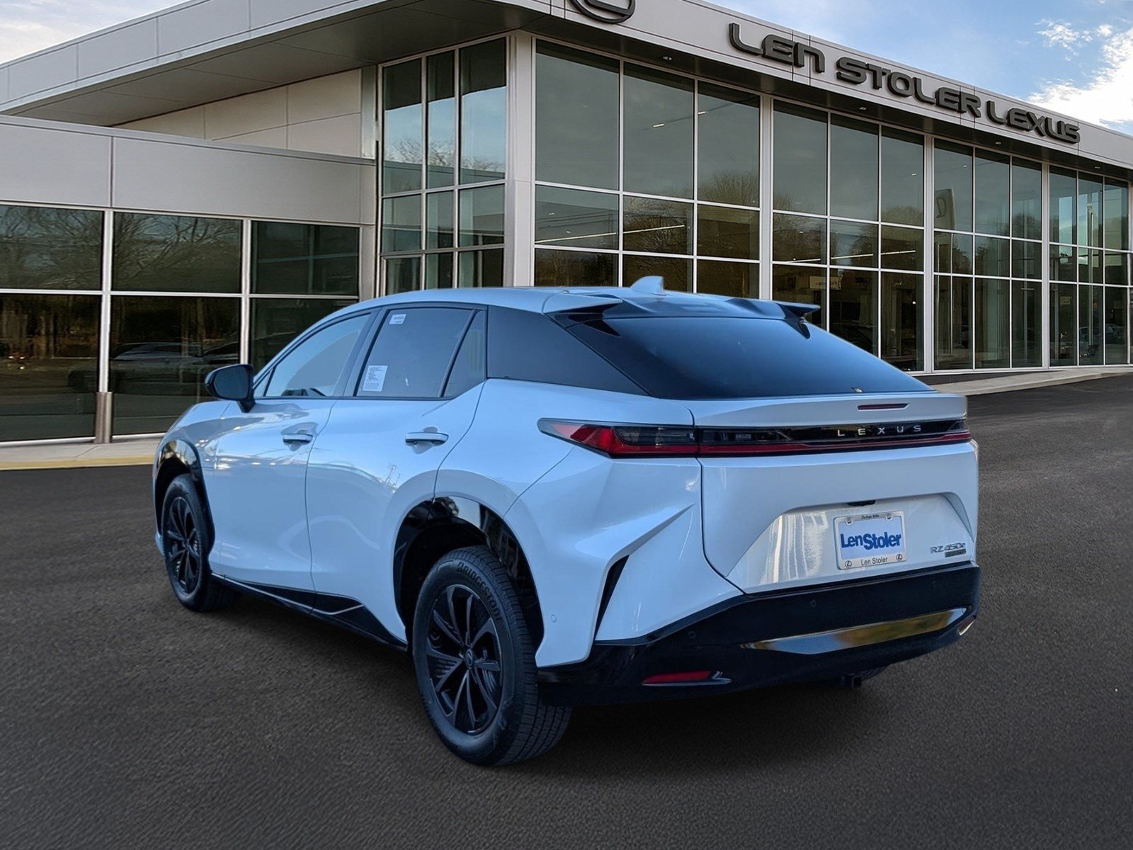 New 2026 Lexus RZ 450e AWD w/ Technology Package image 3