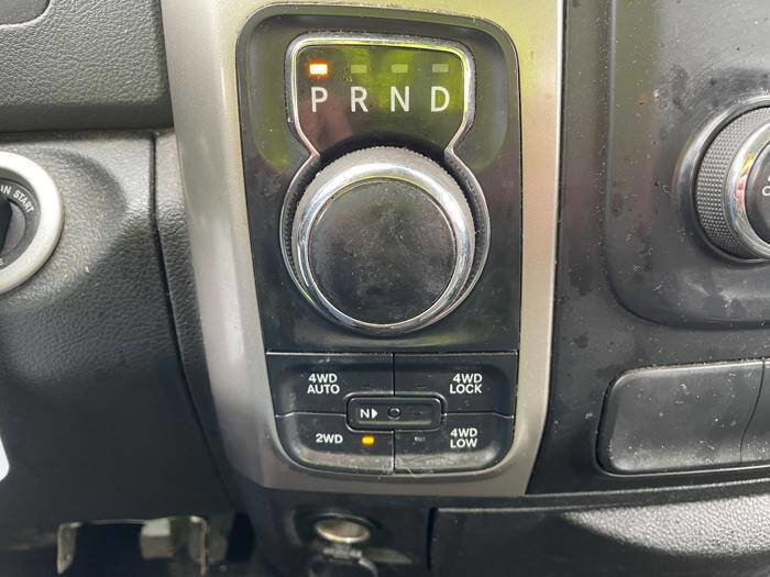 Used 2015 RAM 1500 Big Horn image 40