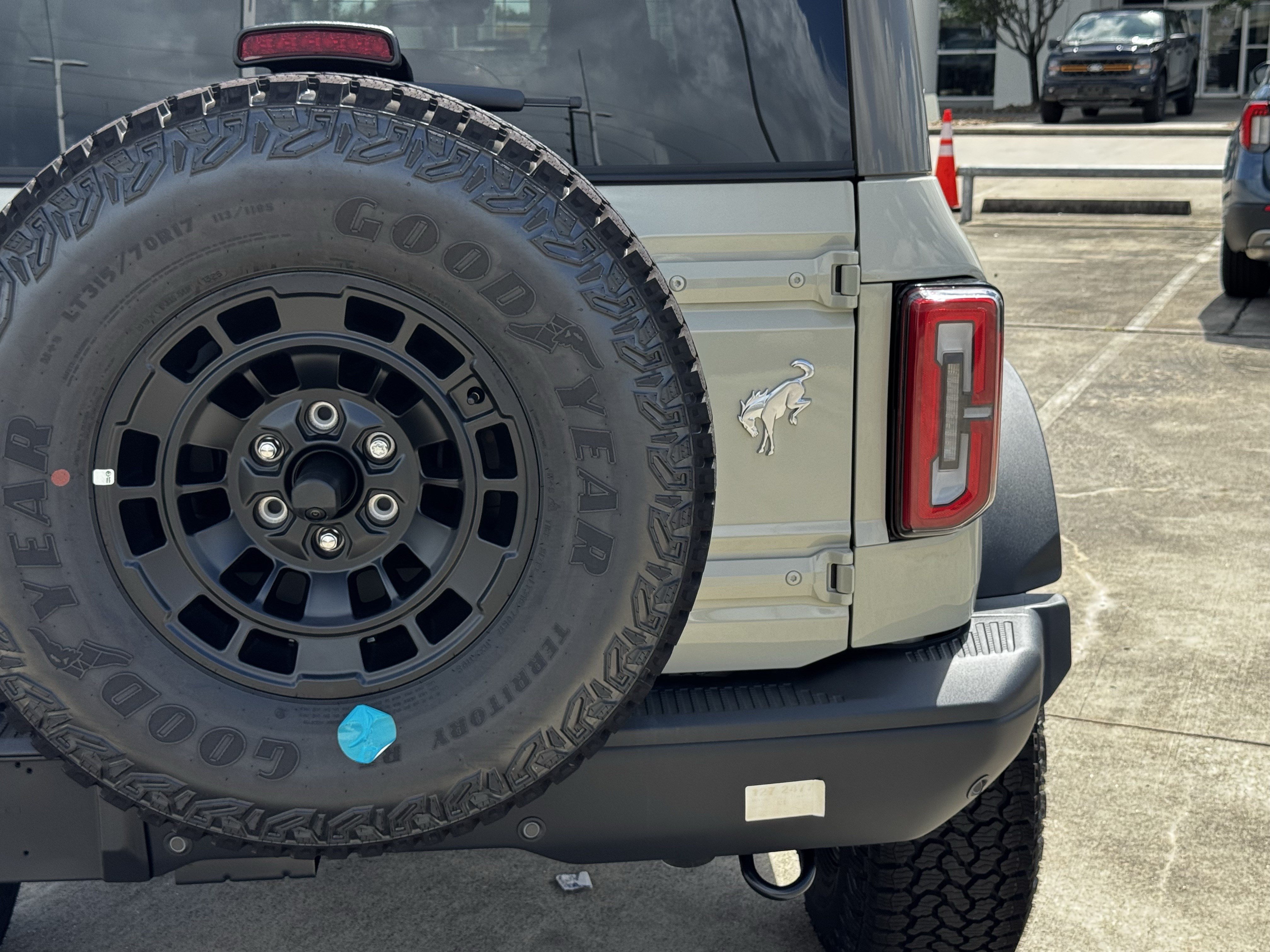 New 2026 Ford Bronco Badlands AWD/4WD image 10