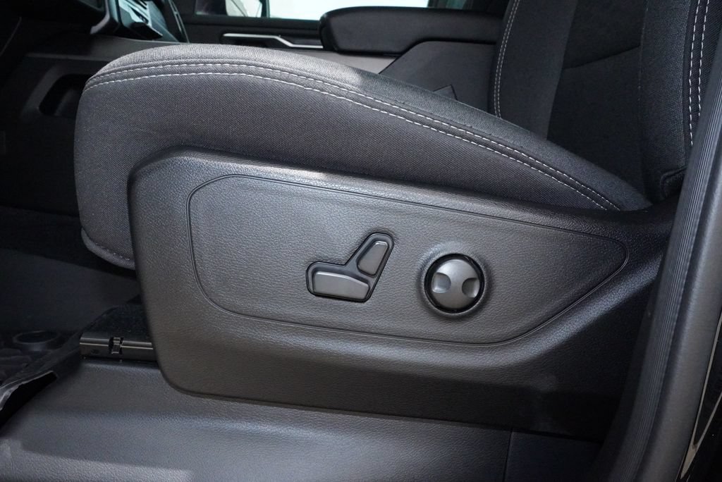 Used 2025 RAM 1500 Lone Star AWD/4WD image 30