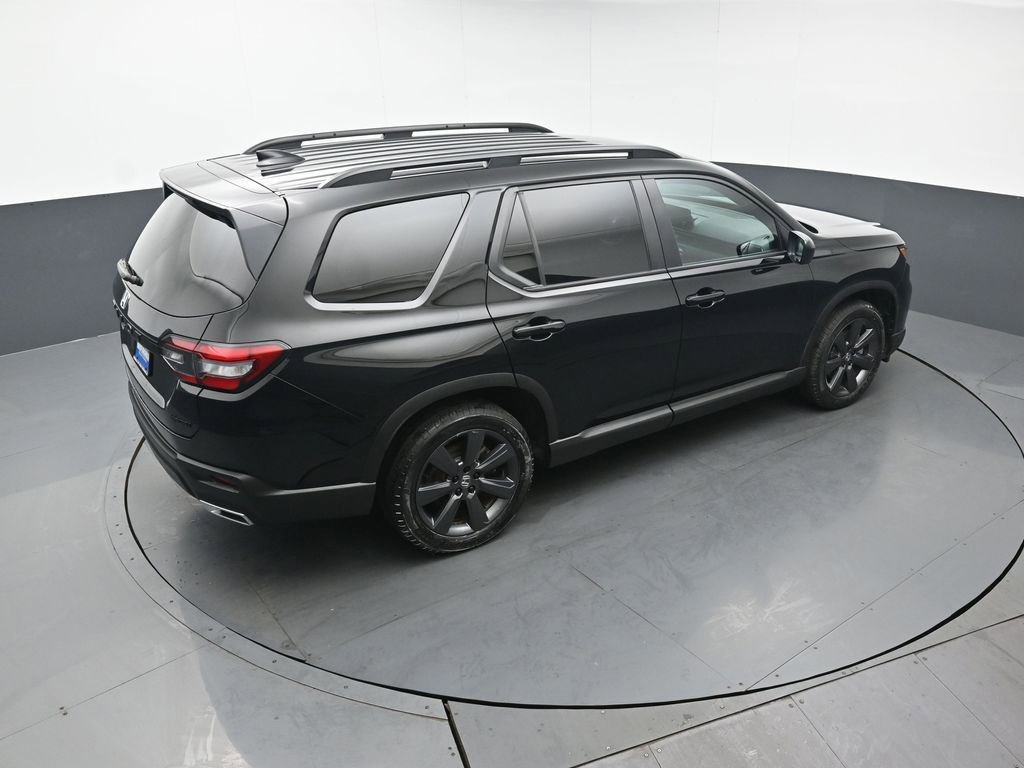 Certified 2025 Honda Pilot Sport image 42