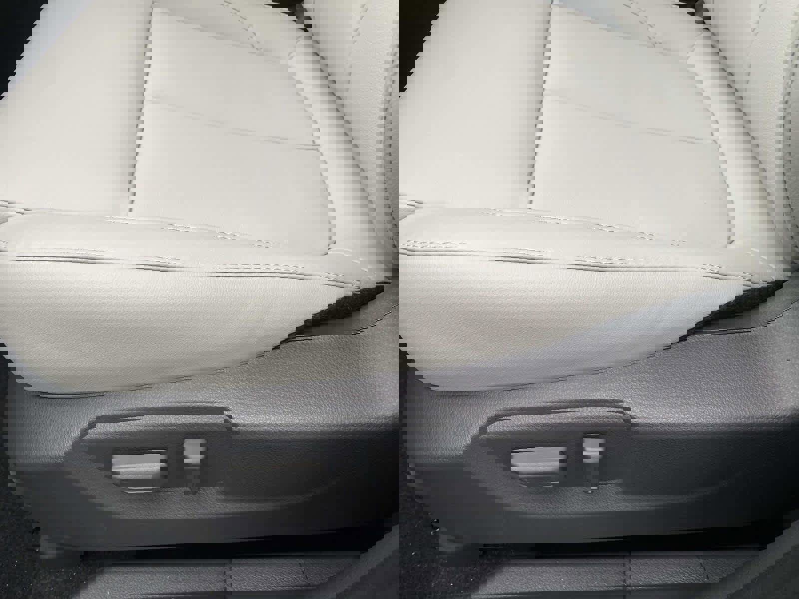 New 2026 Mitsubishi Eclipse Cross SEL image 10