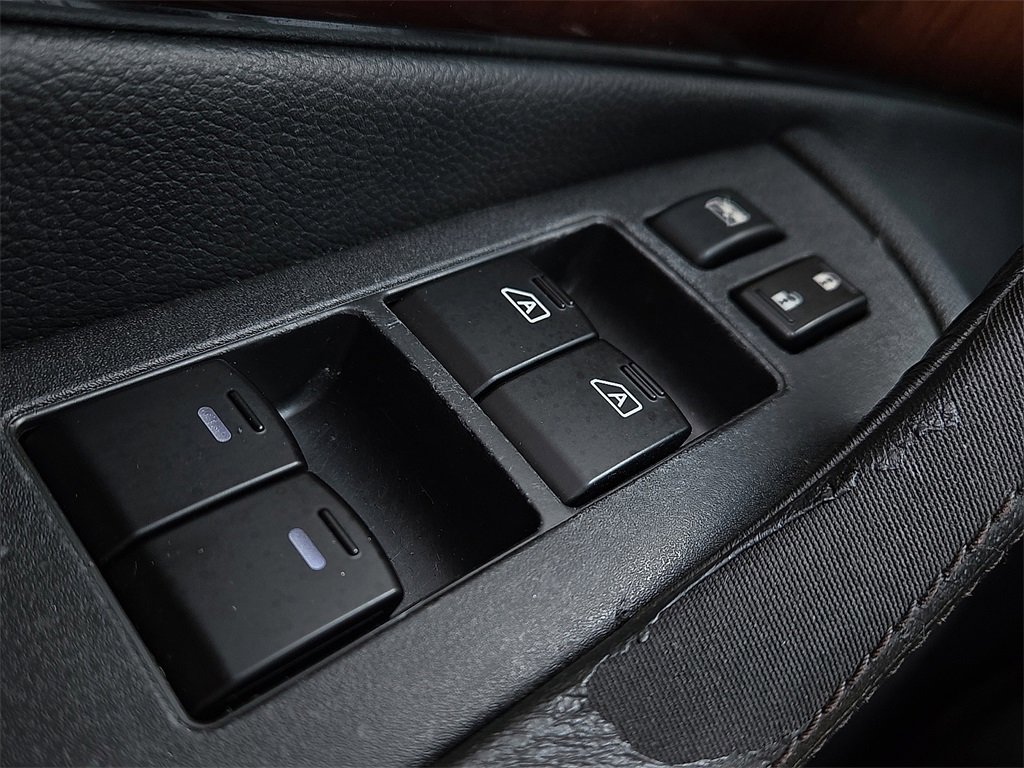 Used 2010 INFINITI FX35 2WD w/ Navigation Pkg image 17