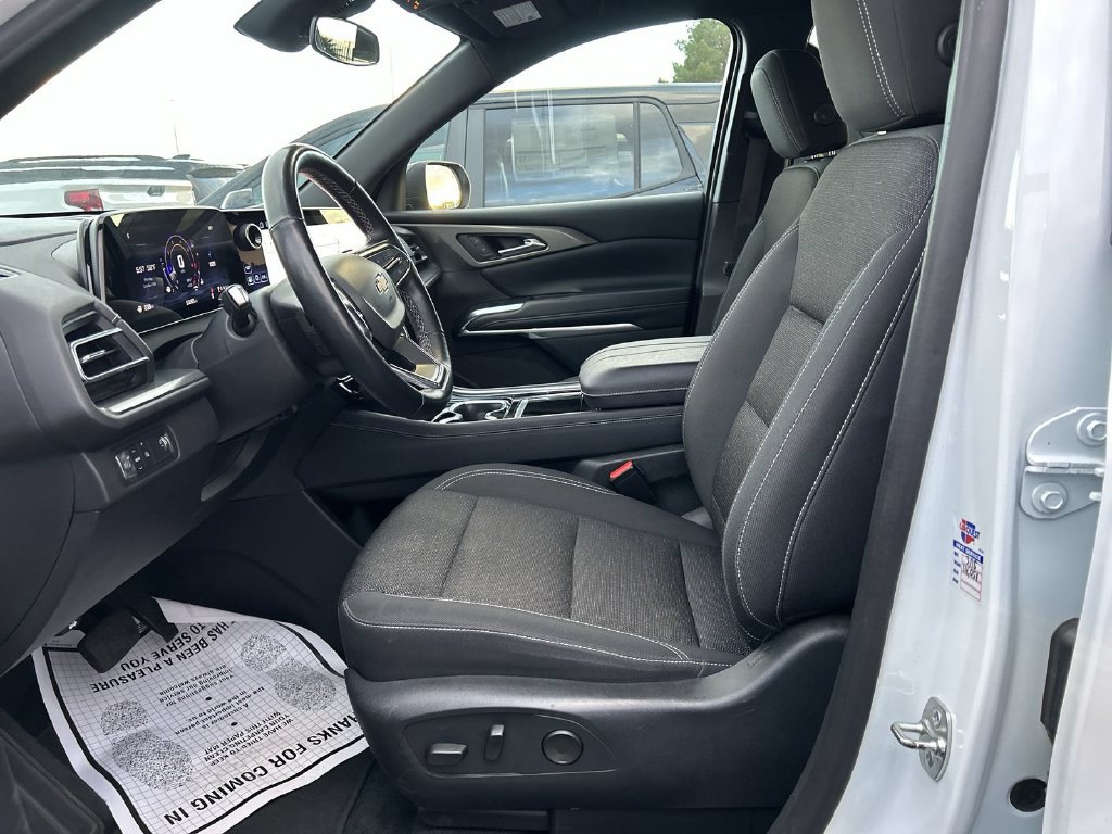 Certified 2026 Chevrolet Traverse LT AWD/4WD image 23