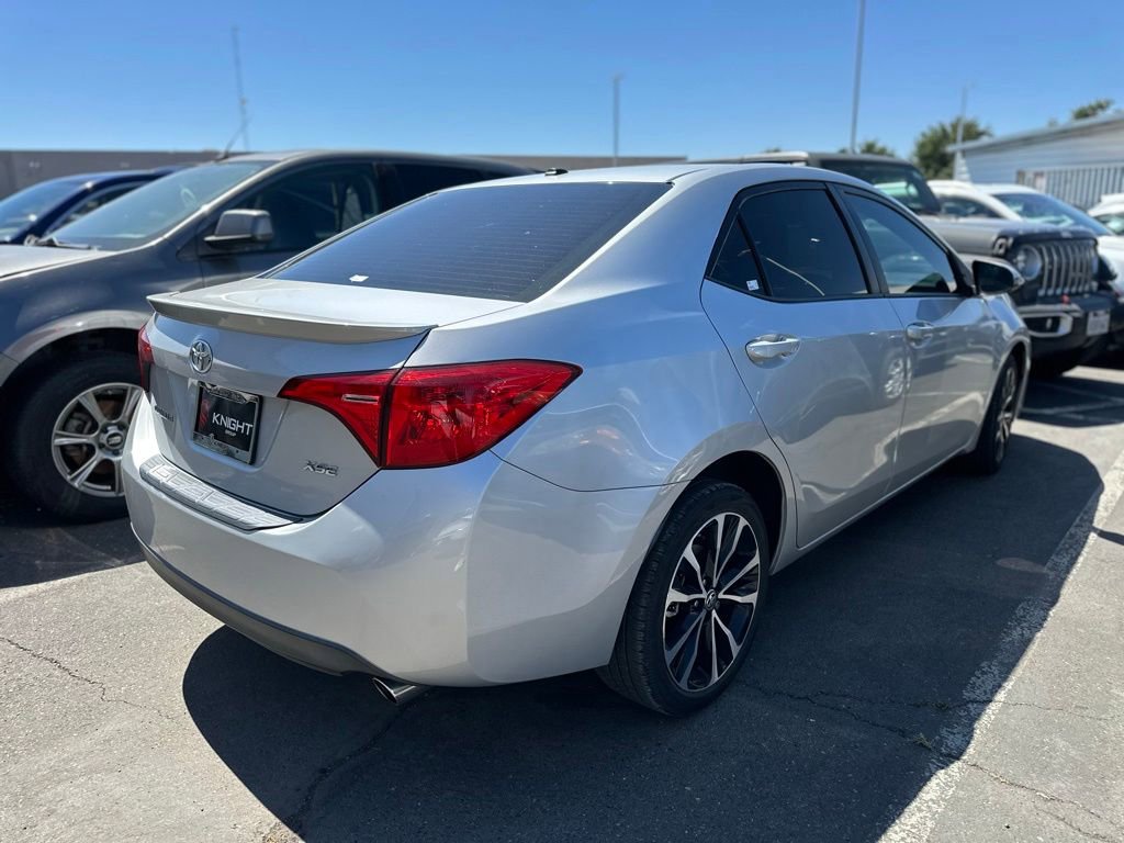 Used 2017 Toyota Corolla XSE FWD image 5