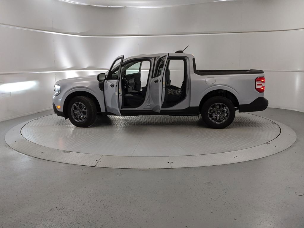 New 2025 Ford Maverick XLT w/ Equipment Group 301A image 11