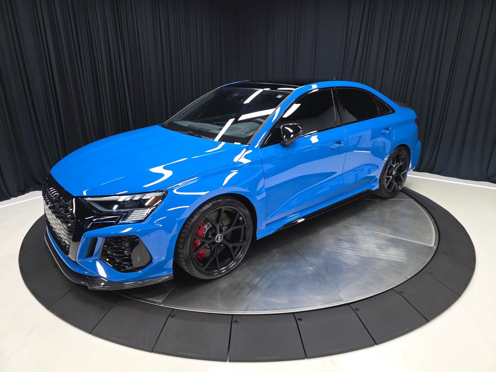 Used 2023 Audi RS 3 AWD/4WD image 9