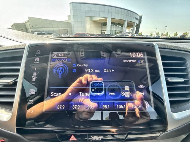 Used 2019 Honda Ridgeline RTL-T image 16