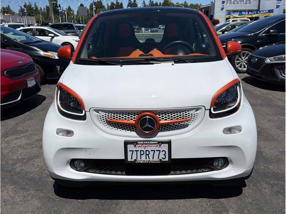 Used 2016 smart fortwo Proxy RWD image 22