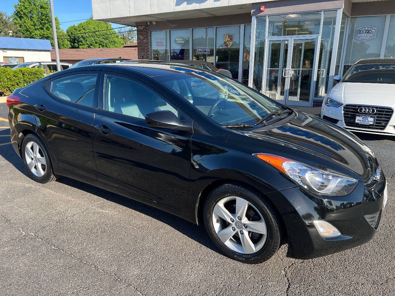 Used 2013 Hyundai Elantra GLS w/ Preferred Pkg FWD image 4