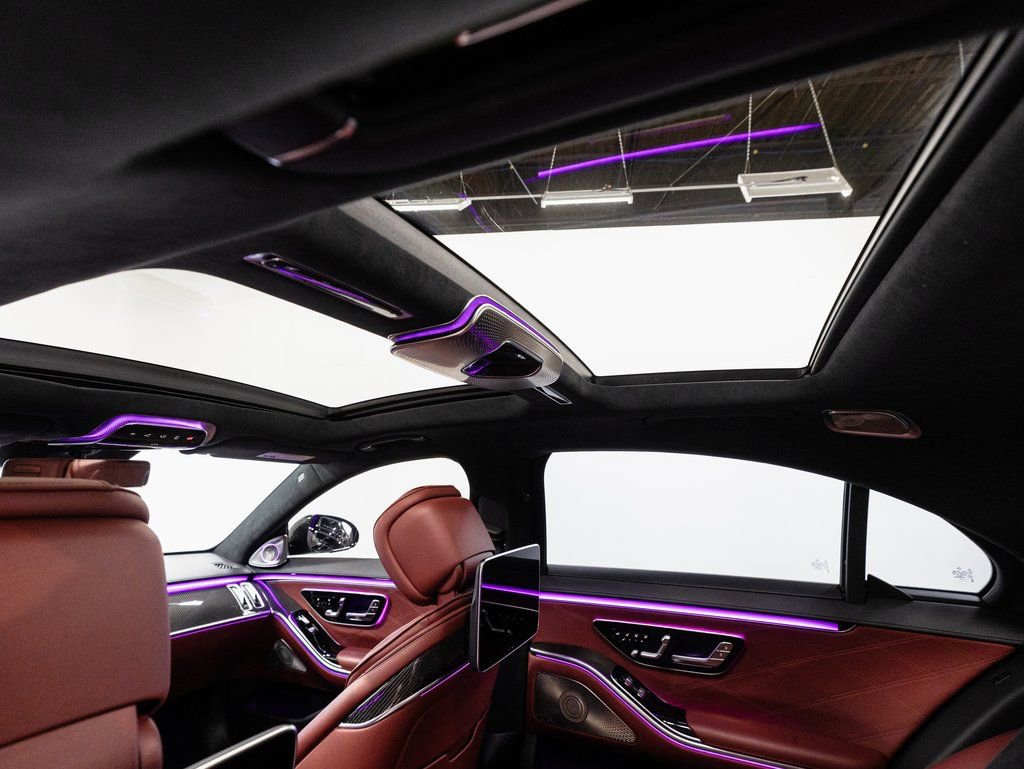 Used 2024 Mercedes-Benz S 63 AMG S image 27