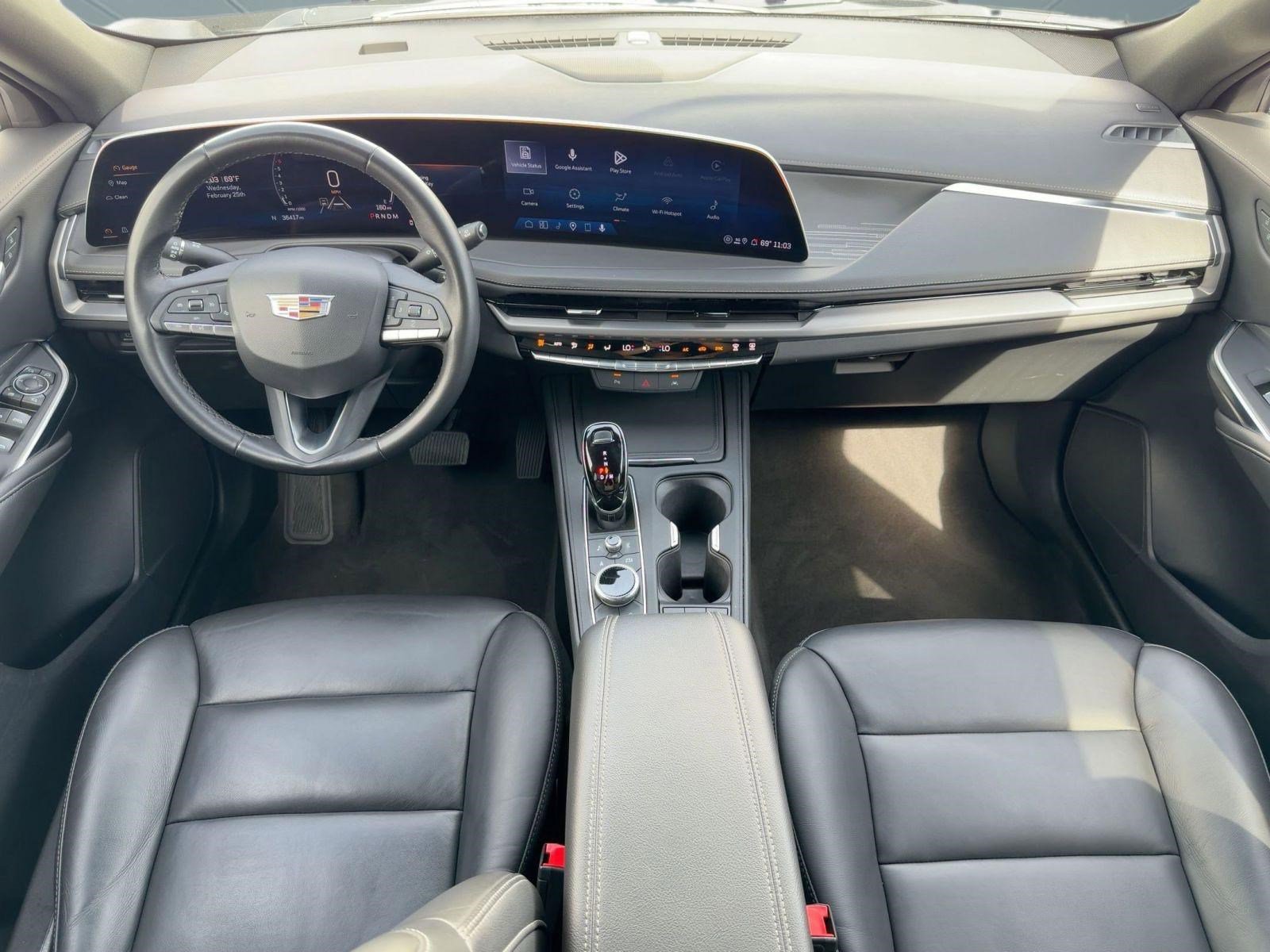 Certified 2025 Cadillac XT4 Premium Luxury image 13