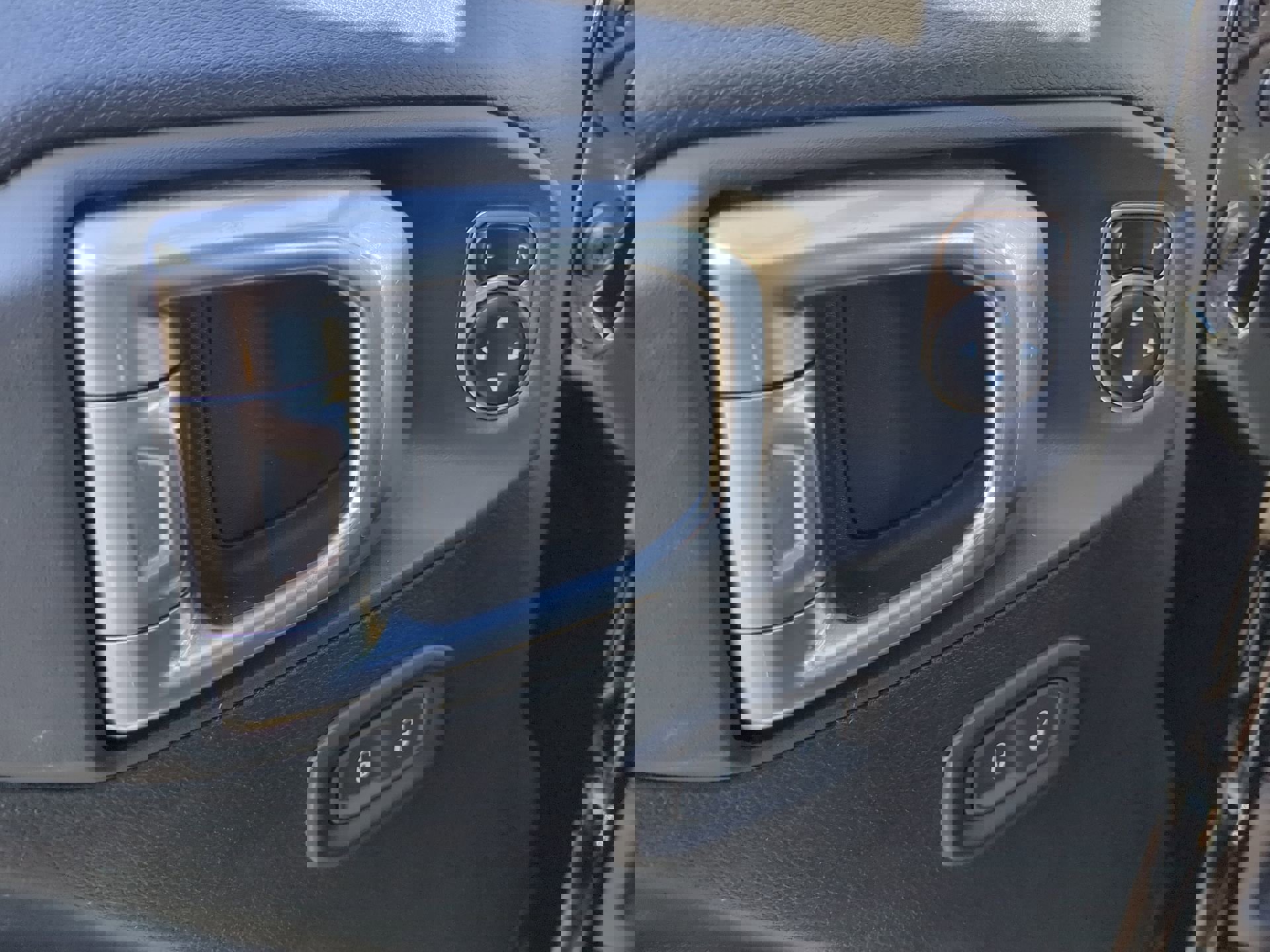 Used 2024 Jeep Wrangler Sport S w/ LED Headlamp & Fog Lamp Group image 19