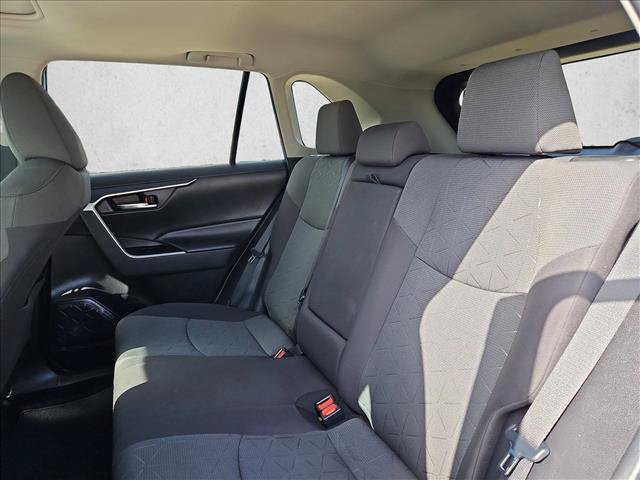 Used 2020 Toyota RAV4 XLE w/ Convenience Package FWD image 20