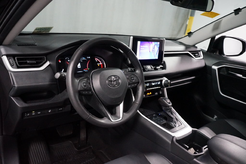 Certified 2025 Toyota RAV4 XLE Premium w/ Weather Package AWD/4WD image 11