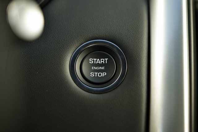 New 2025 Land Rover Discovery Metropolitan Edition image 43