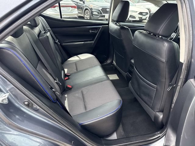 Used 2018 Toyota Corolla SE w/ Carpet Mat Package (TMS) FWD image 9