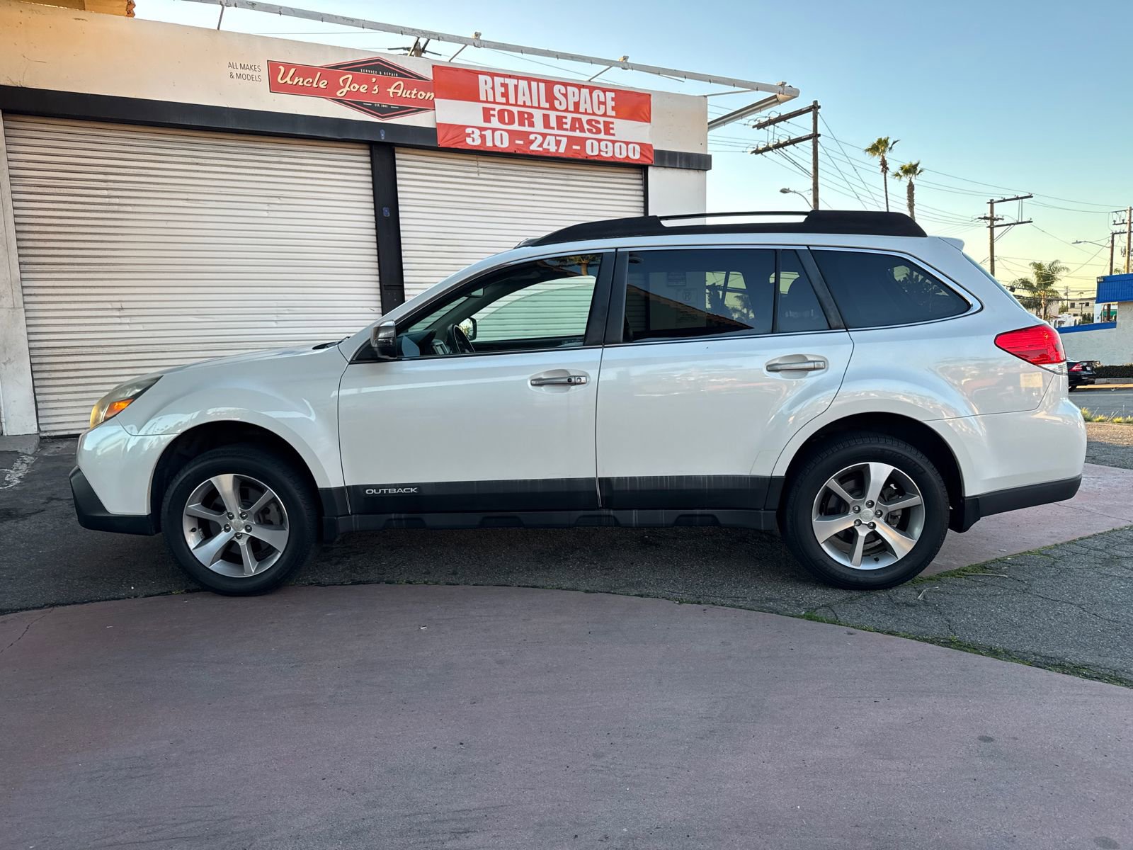Used 2013 Subaru Outback 3.6R Limited image 5