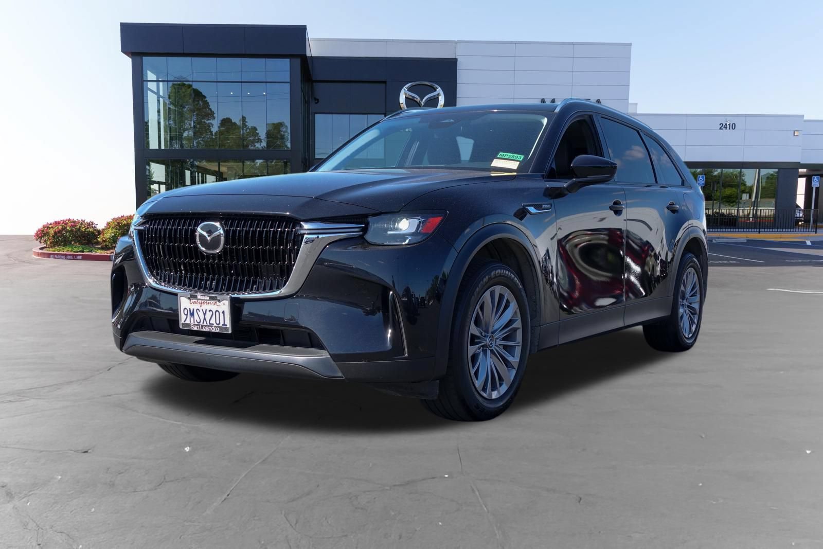 Certified 2024 MAZDA CX-90 Plug-In Hybrid w/ Preferred AWD/4WD image 9