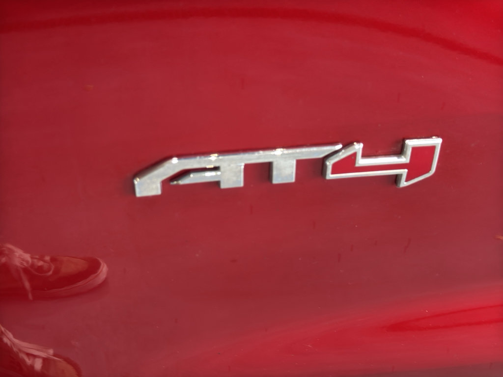Used 2024 GMC Acadia AT4 w/ Super Cruise Package AWD/4WD image 10