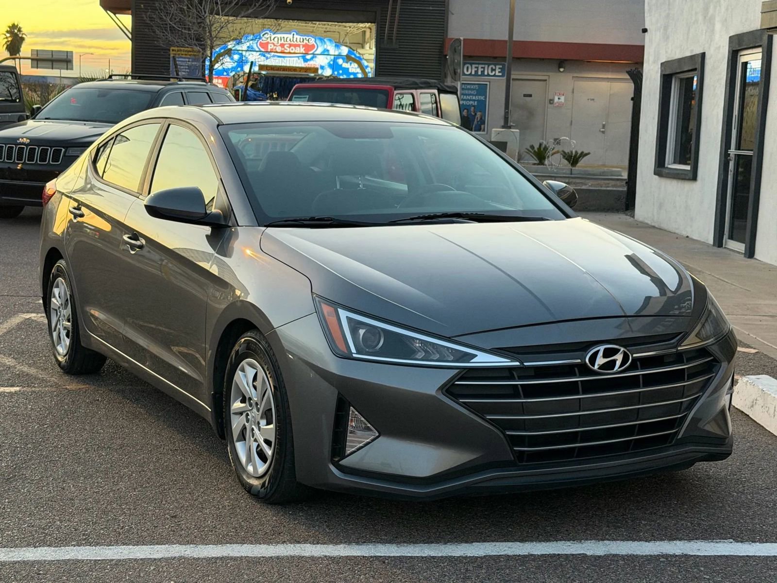 Used 2019 Hyundai Elantra SE w/ Winter Weather Package image 13